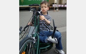 10 bornes &quot;POUR QUENTIN&quot; à Puttelange